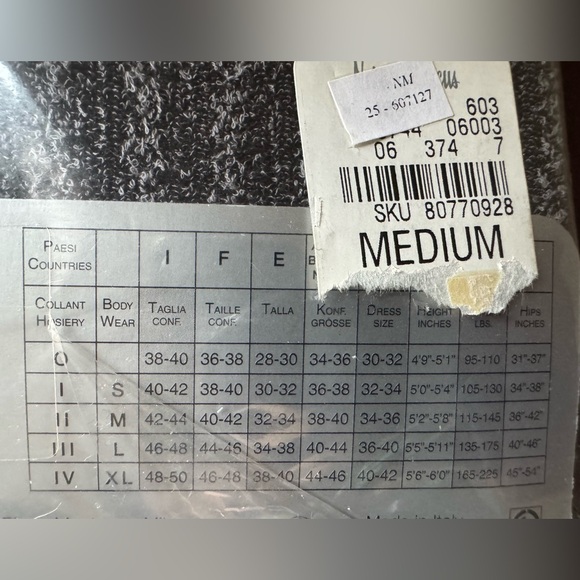 NWT Pierre Mantoux tights - size M - Picture 10 of 10